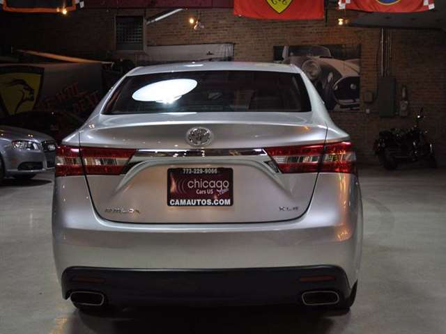 2013 Toyota Avalon XLE 4dr Sedan